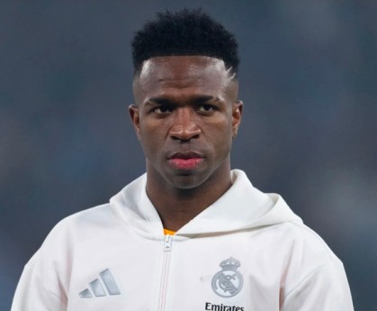 完美对战平台-罗马诺透露皇马续约维修斯进展，球员决定成关键|弗洛伦蒂诺|阿韦洛亚|体育赛事讨论|皇家马德里|西蒙尼_新浪体育_新浪新闻