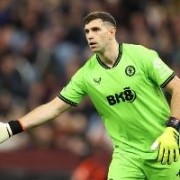 佩蒂特：切尔西应签下大马丁，他有夺冠经验也能激励队友